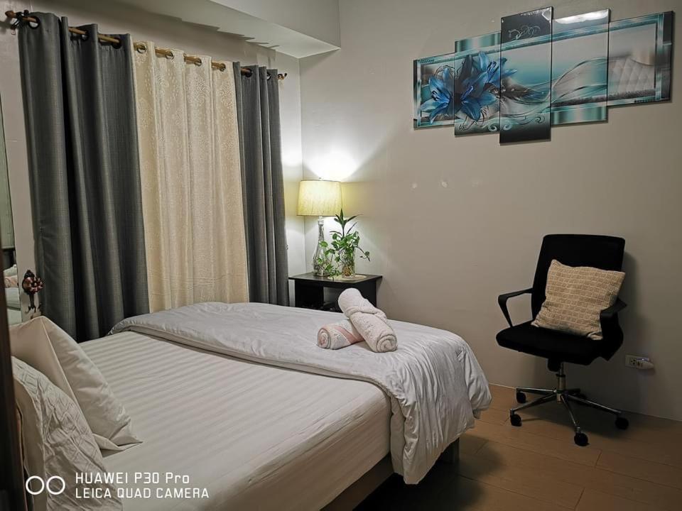 Staycation Condotel @150Newport Pasay City Manila Exteriör bild