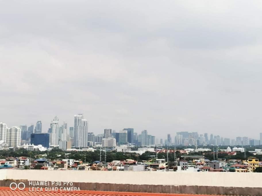 Staycation Condotel @150Newport Pasay City Manila Exteriör bild