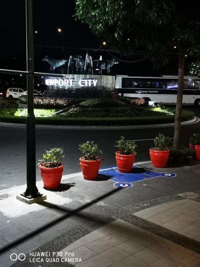 Staycation Condotel @150Newport Pasay City Manila Exteriör bild