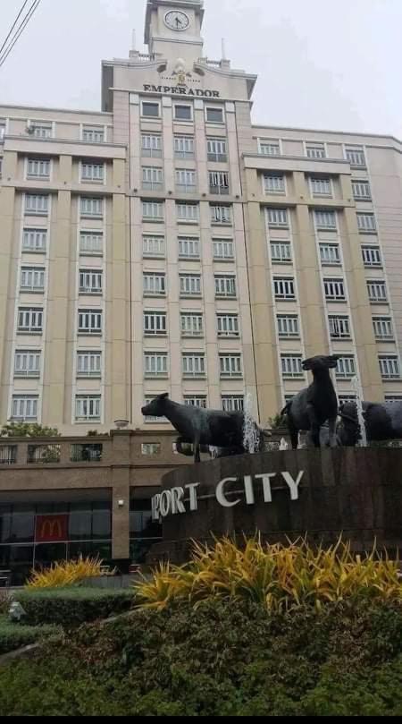 Staycation Condotel @150Newport Pasay City Manila Exteriör bild